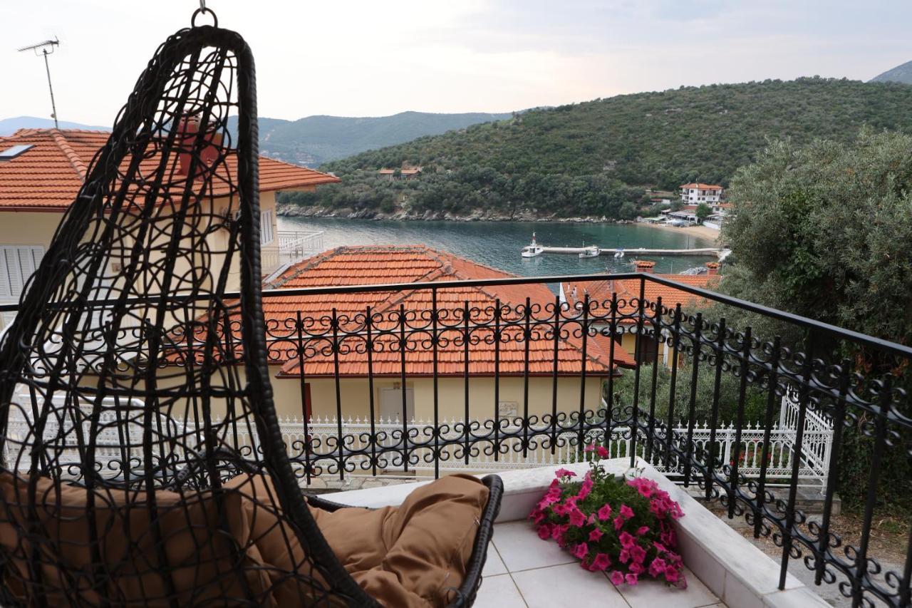 Island Boutique Apartments Пиргадикия Екстериор снимка