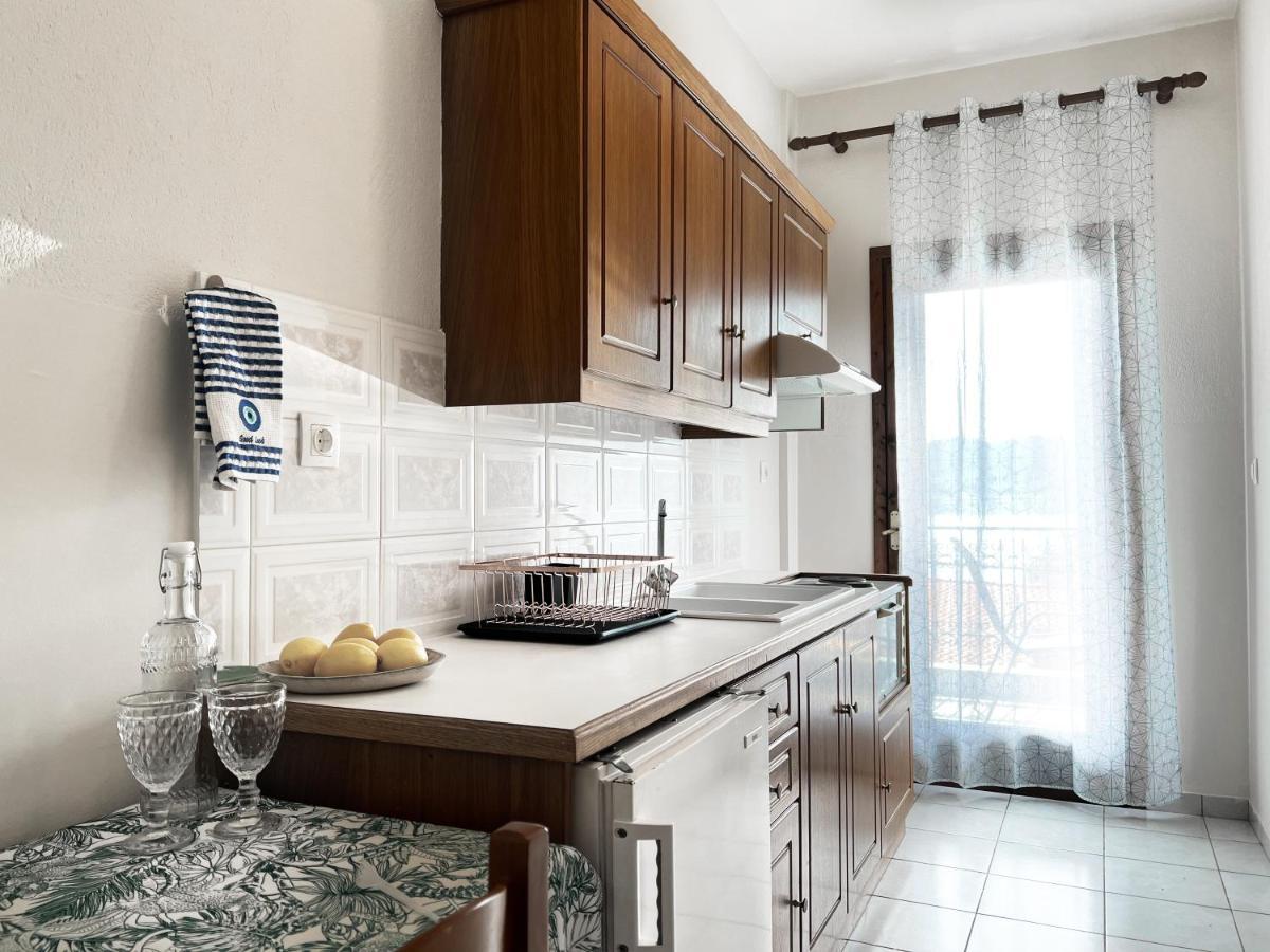 Island Boutique Apartments Пиргадикия Екстериор снимка