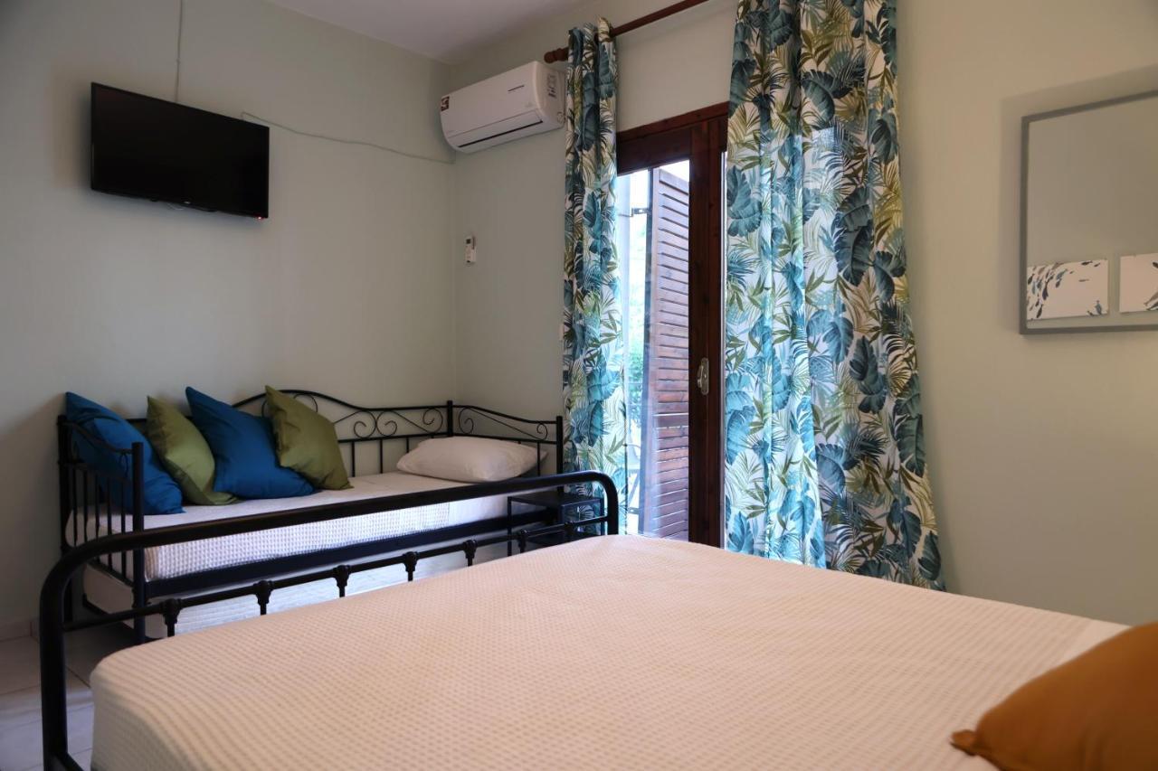 Island Boutique Apartments Пиргадикия Екстериор снимка