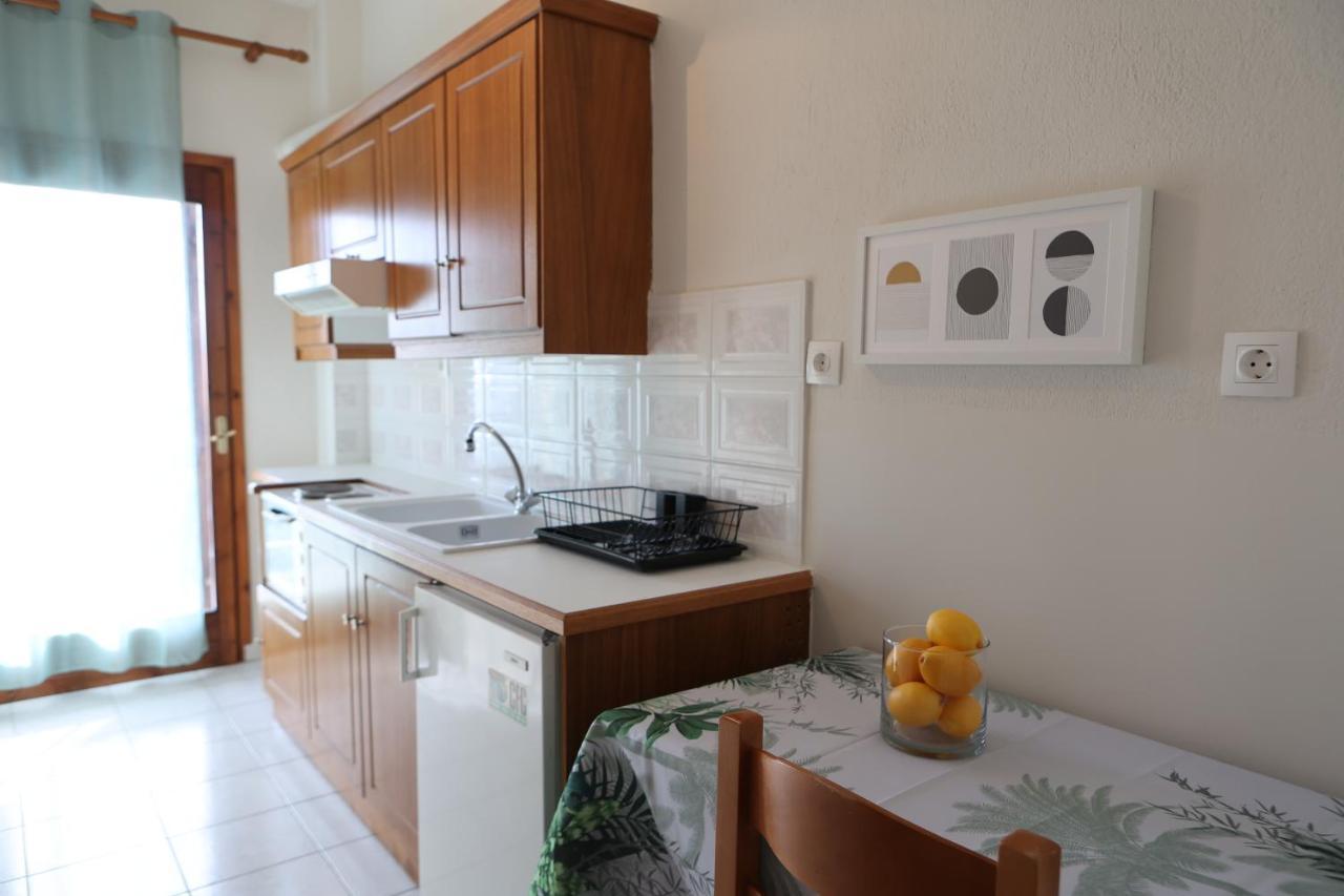 Island Boutique Apartments Пиргадикия Екстериор снимка